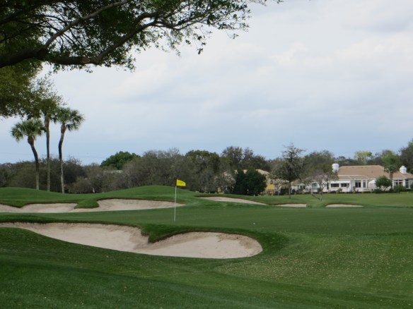 Bunkering on the Par 3 7th is, as Goldilocks would say, just right!