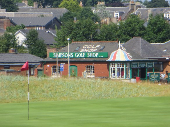 Simpsons Golf Shop Carn 16