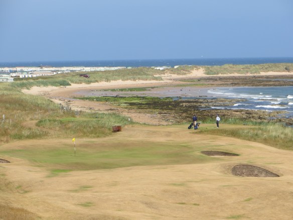 Atop the ridge on 8 you see where the course turns back on the next tee.