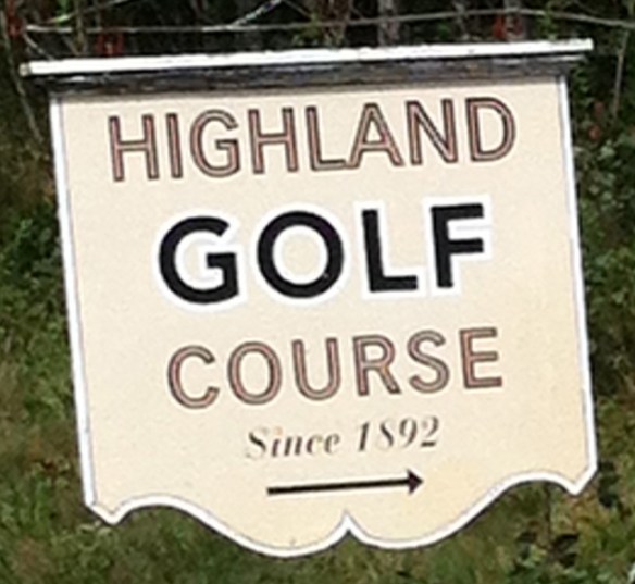Highland Links Sign