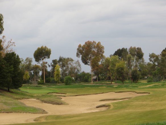 A stunning wrap-around route on the Crescent Moon Par 4 16th