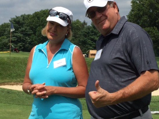 Volunteers HammingThumbs Up