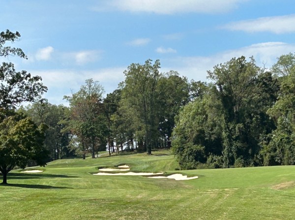 10 NAGC Par 4 Approach